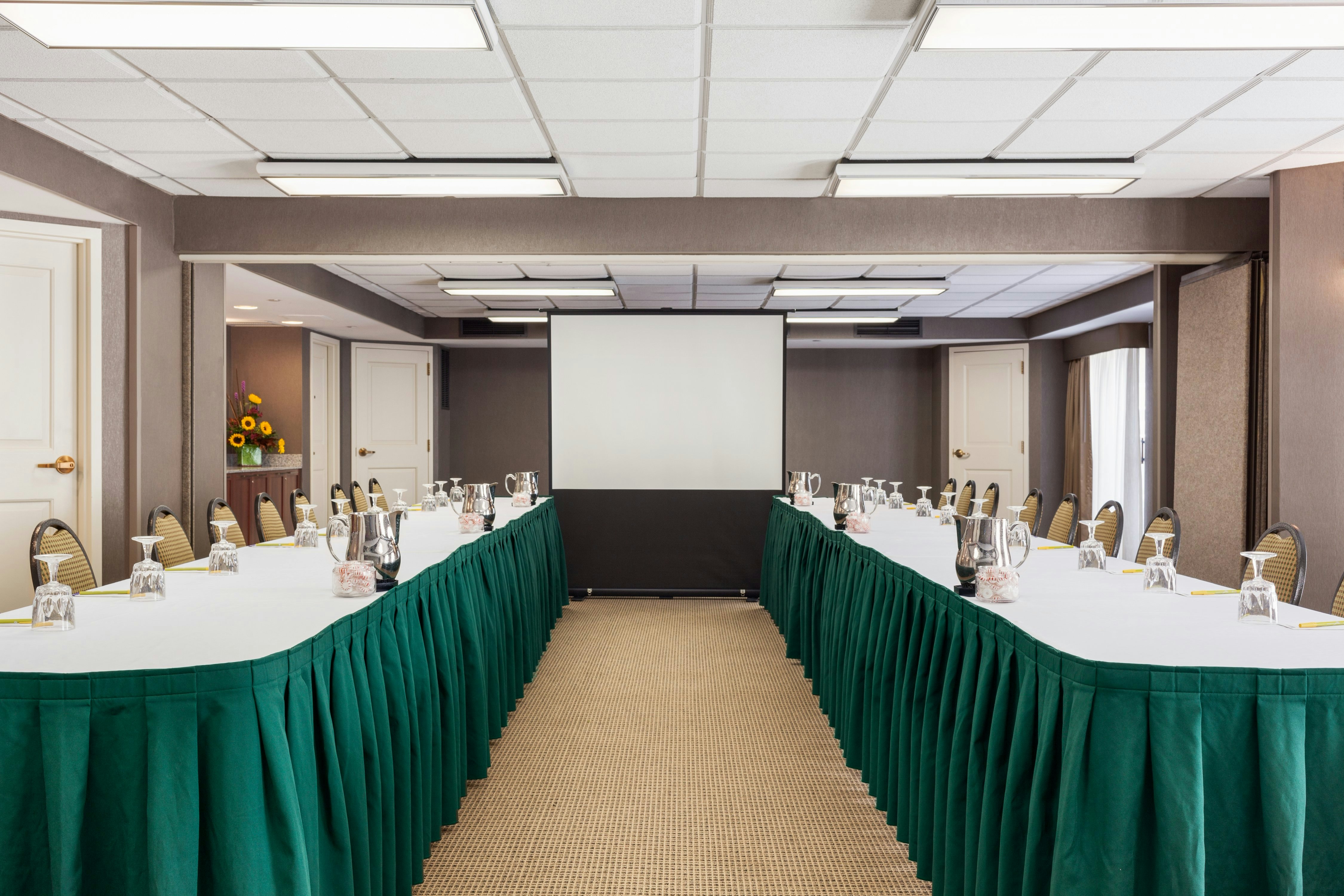 Hilton Garden Inn Lancaster 43/46