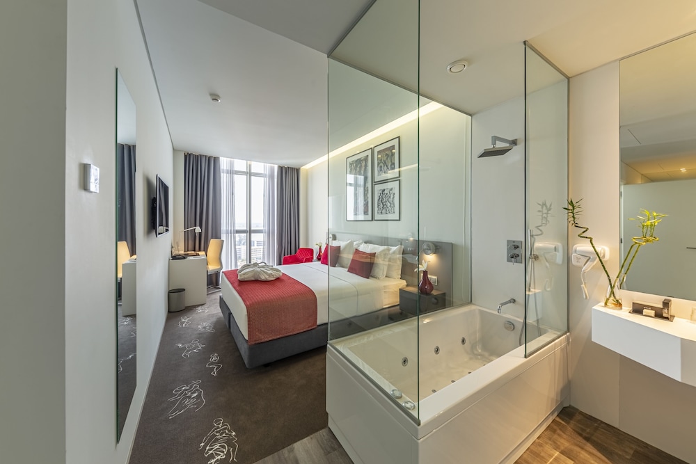 Melia Maputo Sky 14/66