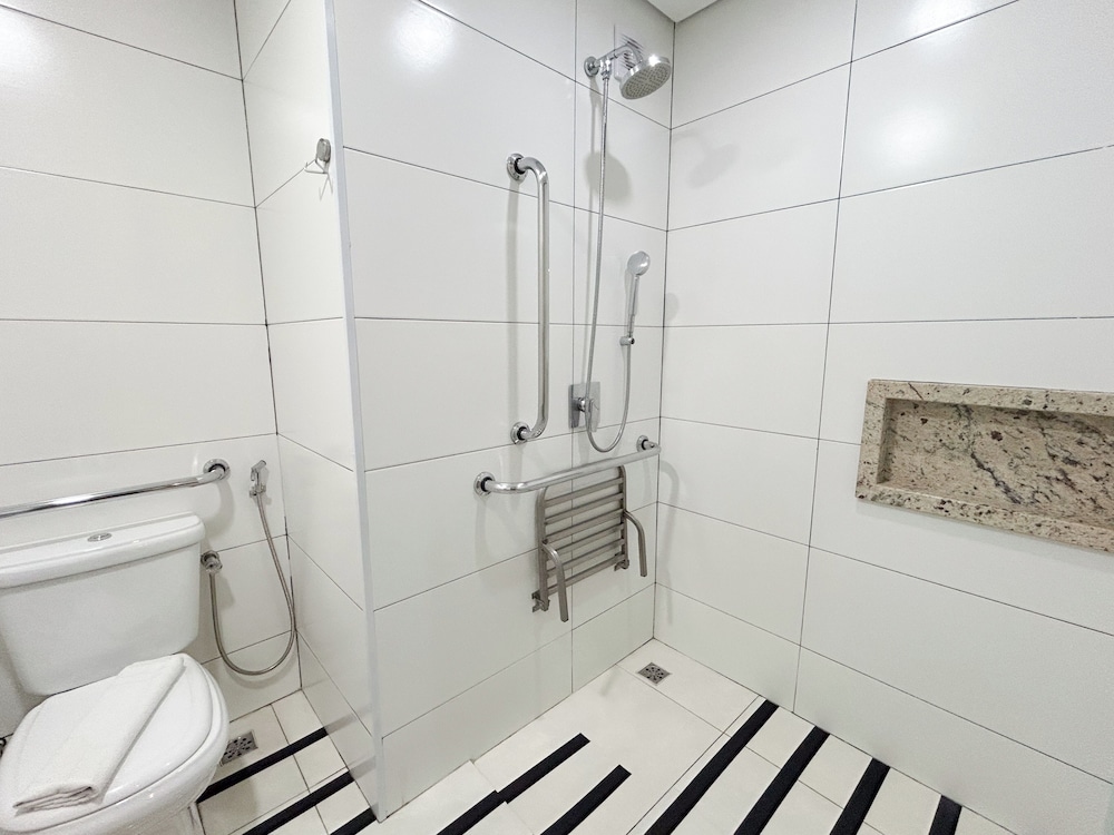 Hotel Dan Inn Uberaba & Convencoes 45/46