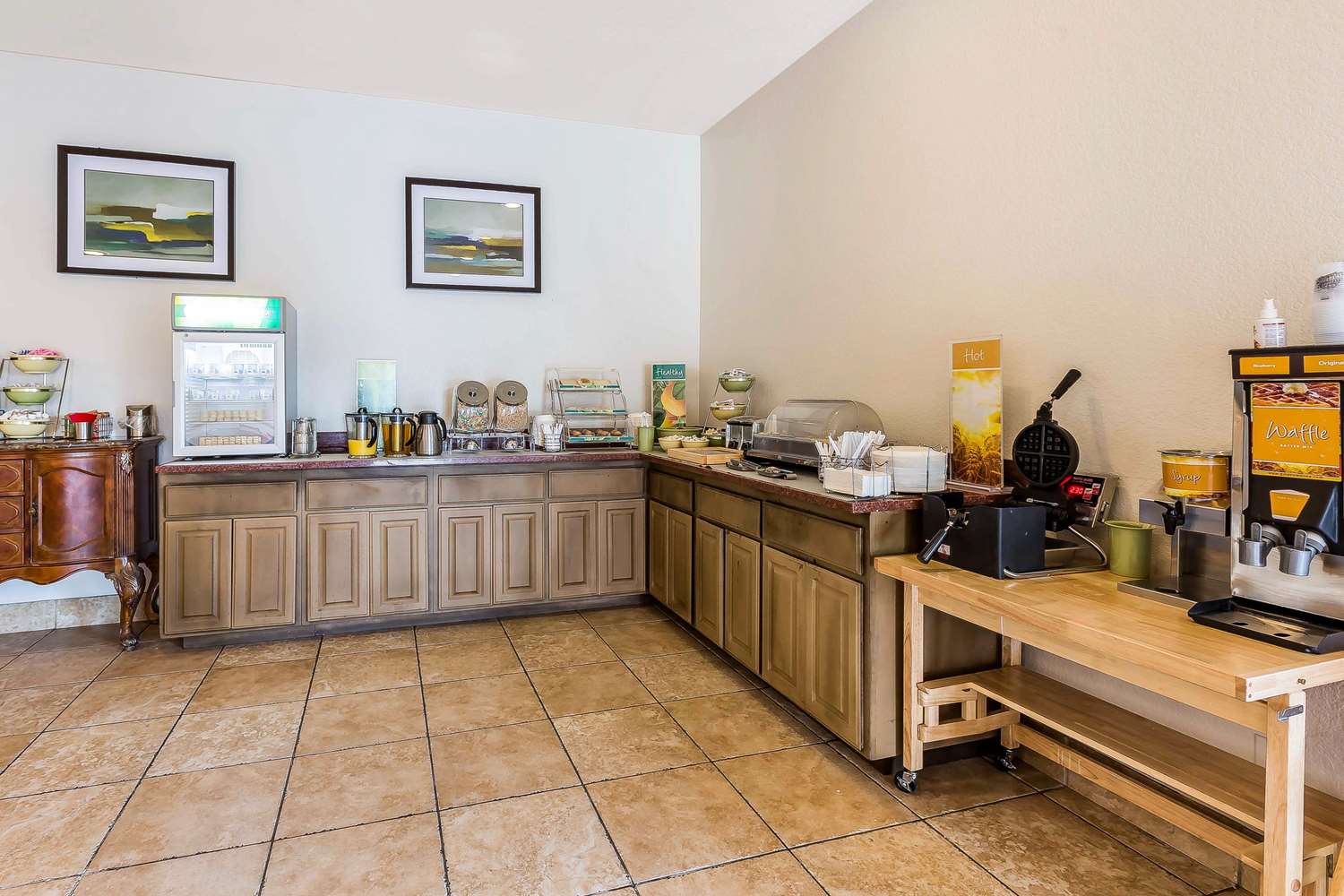 Quality Inn Fallbrook I 15 6/34