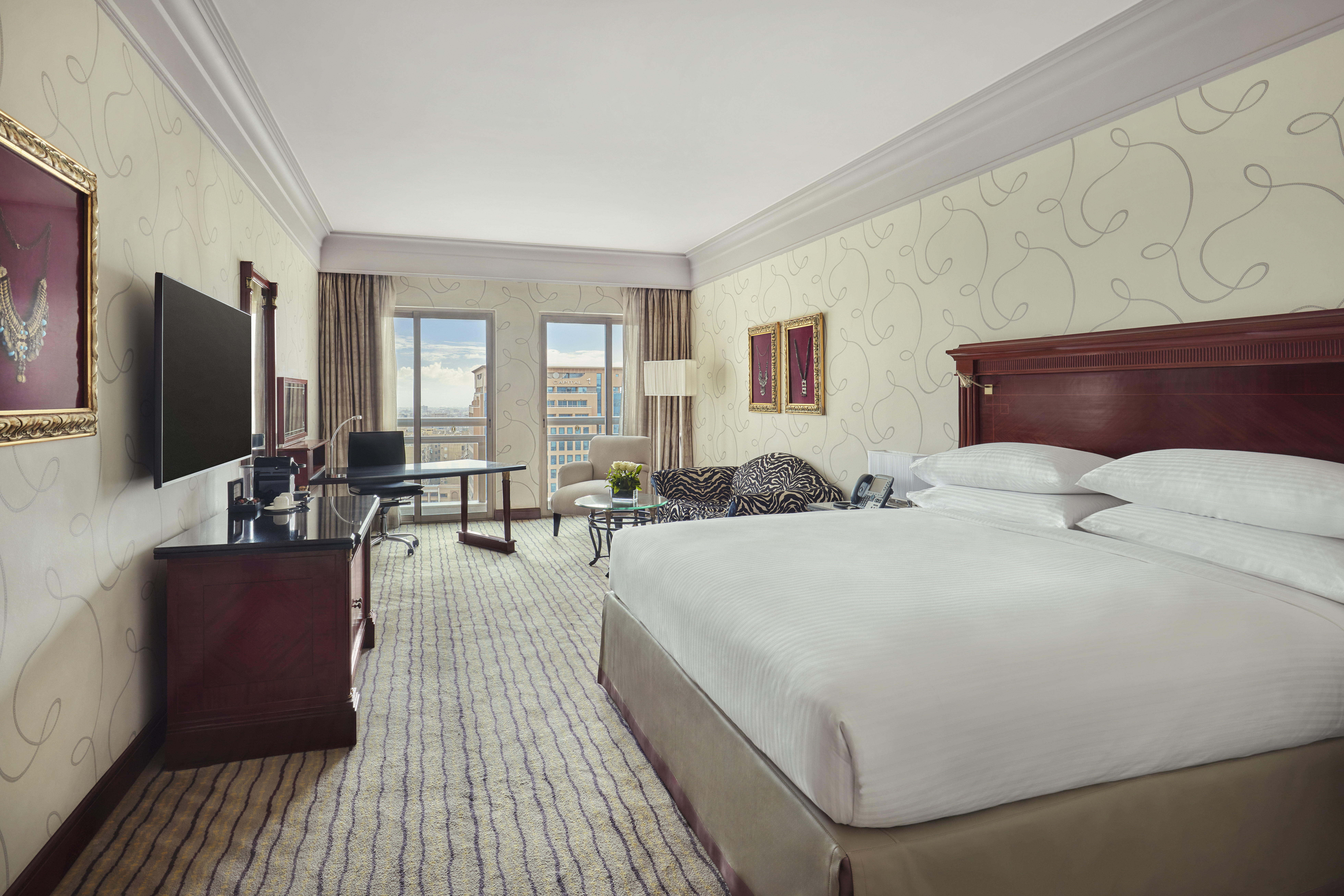 Room, King Bed