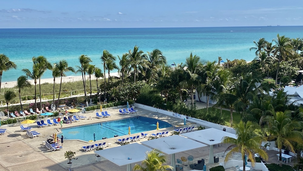 Seacoast by Miami Ambassadors 32/33