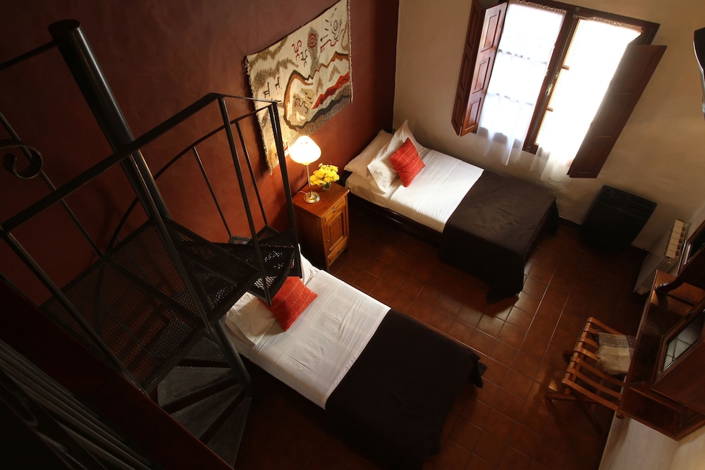 Hosteria Lunahuana 46/60