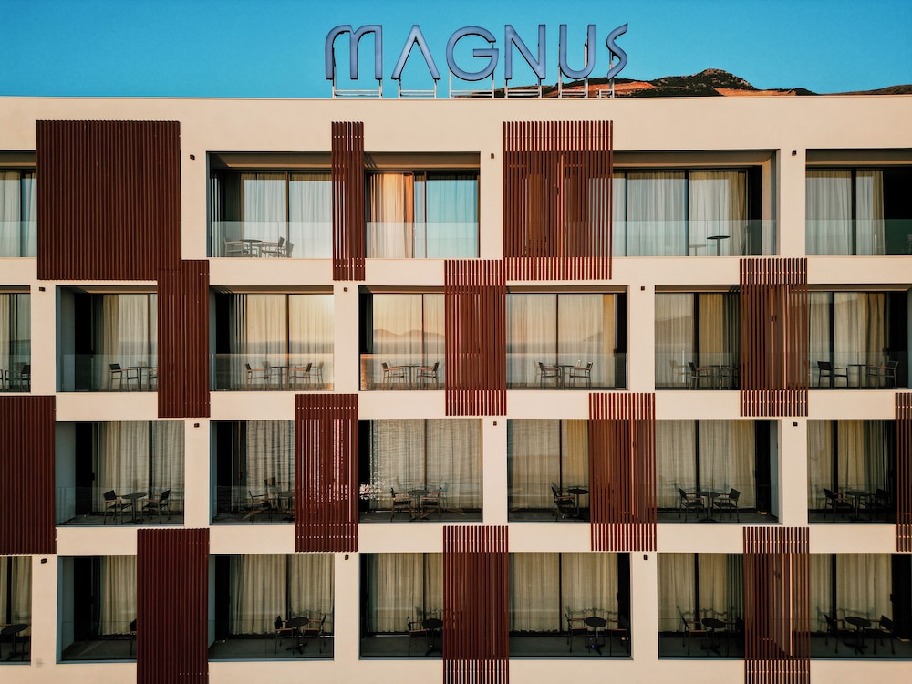 Magnus Hotel in VLORE