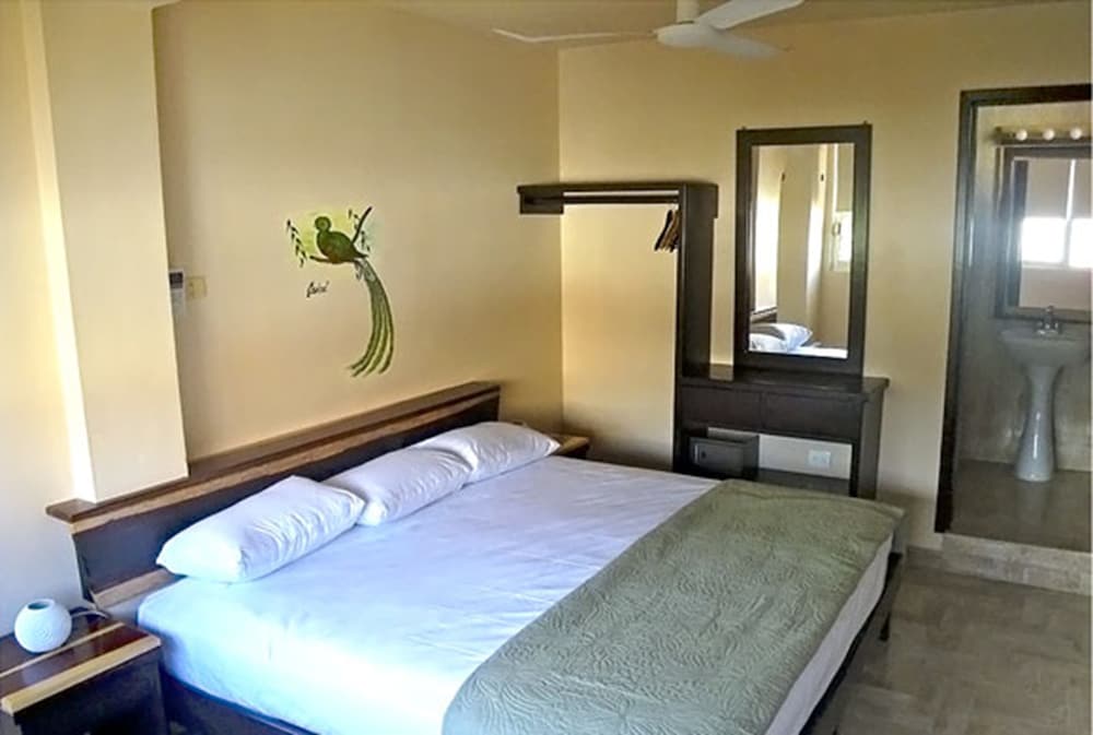 Mar Azul Suites 9/67