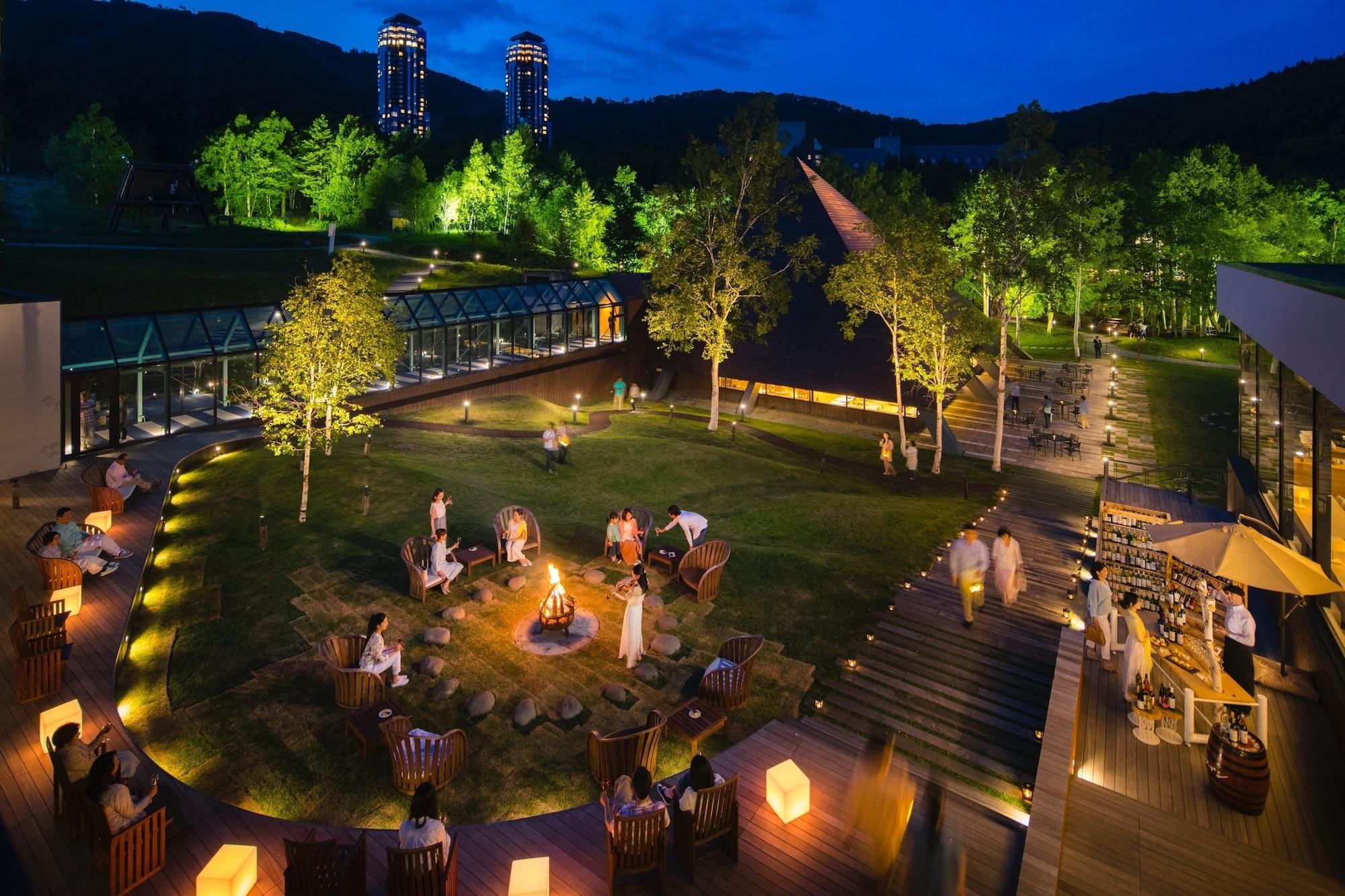 Hoshino Resorts Tomamu the Tower 2/50