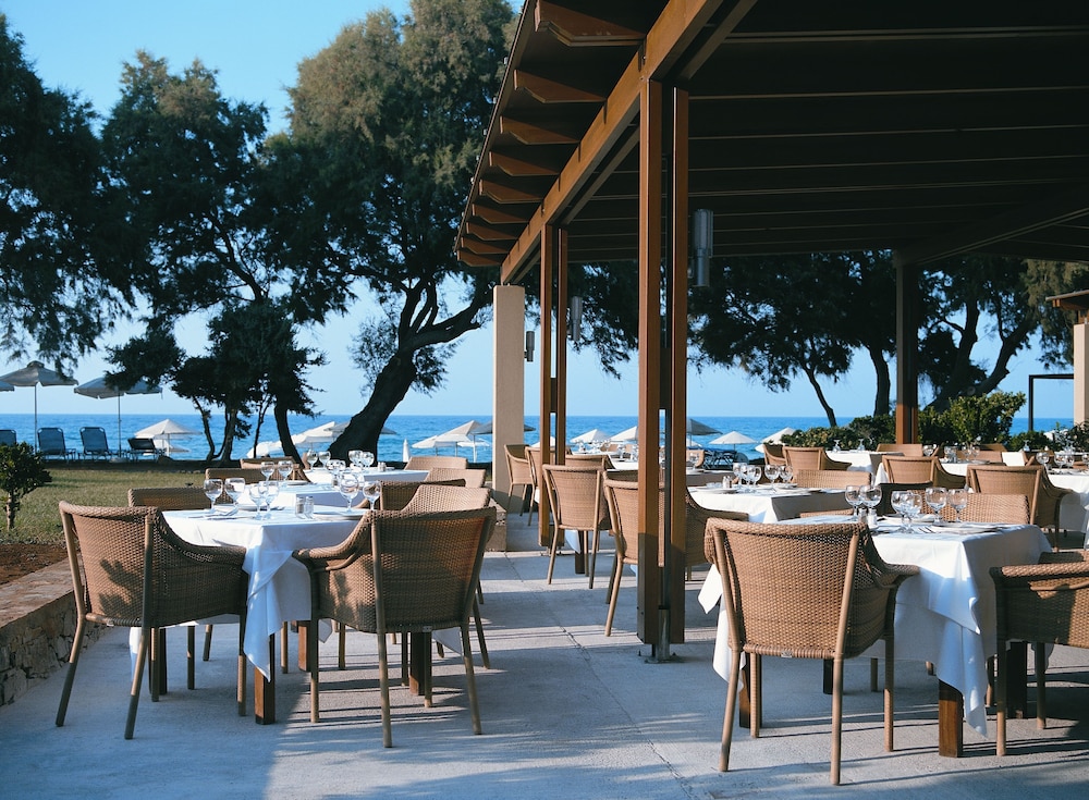 Kernos Beach Hotel and Bungalows 21/50