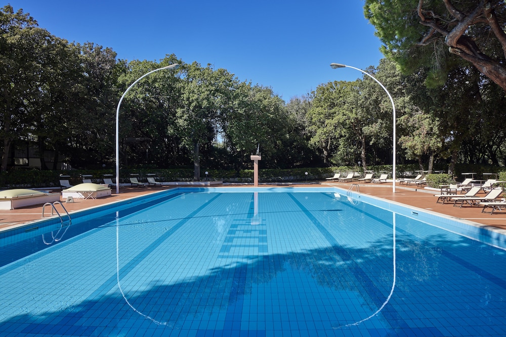 Park Hotel I Lecci 34/62