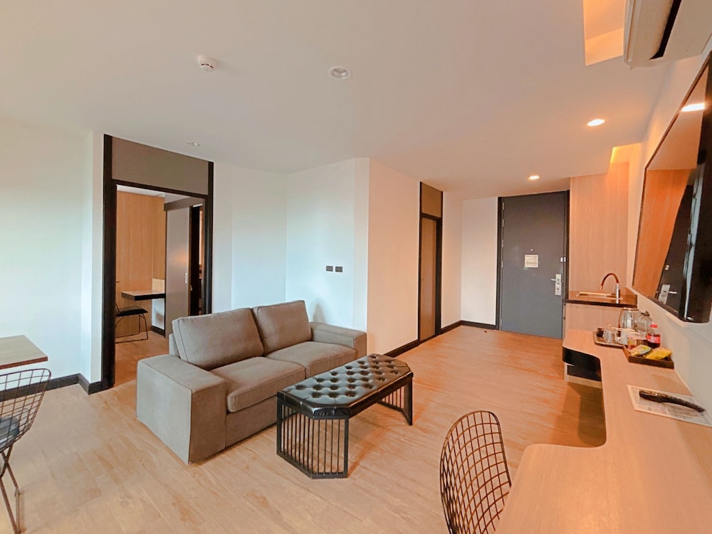 Chezzotel Pattaya 22/73