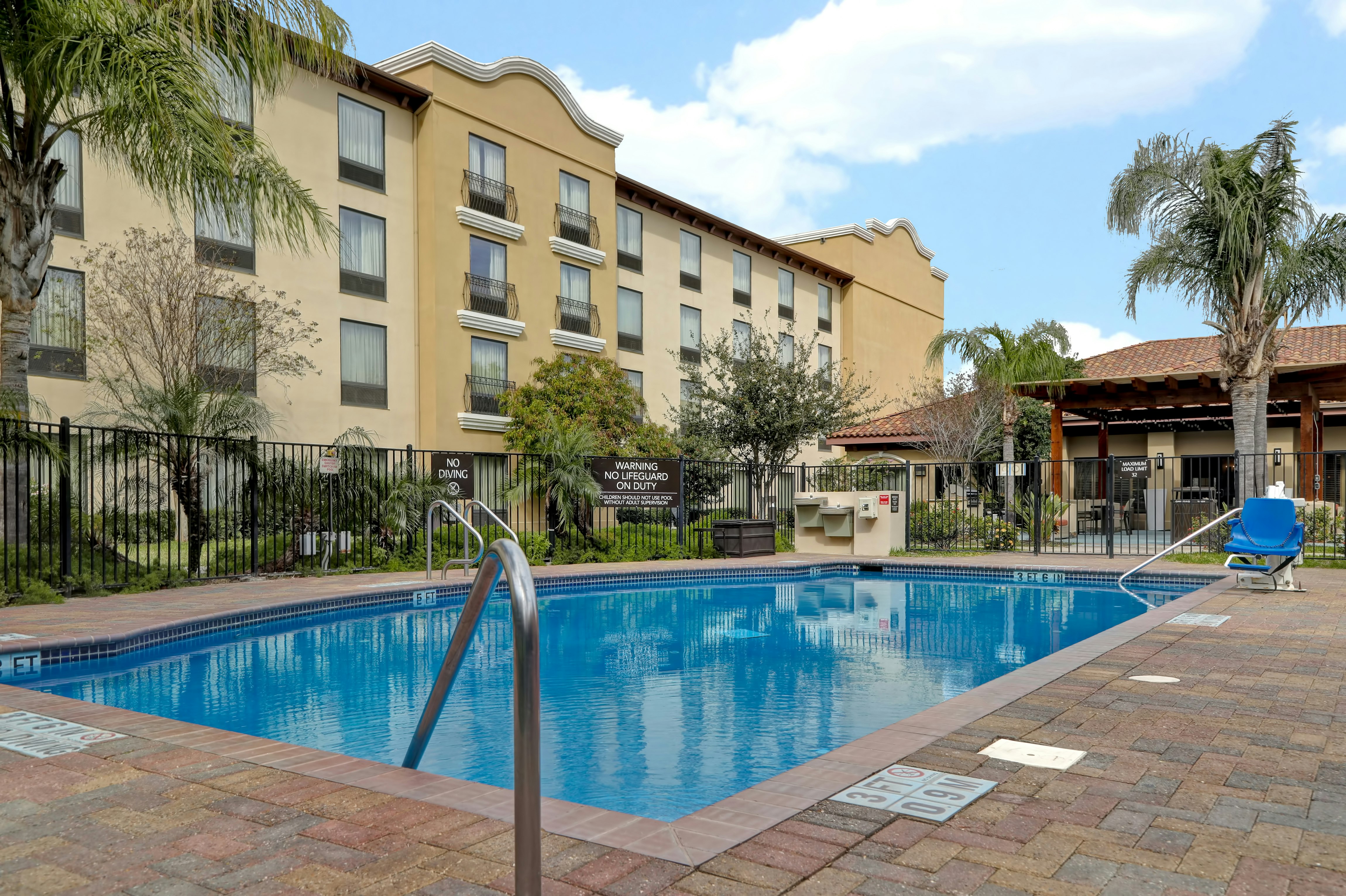 Homewood Suites by Hilton McAllen 4/32