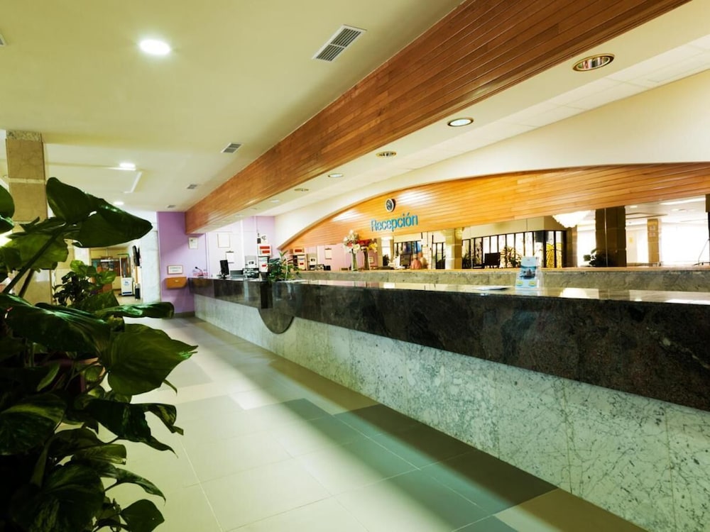 Monarque Fuengirola Park Hotel 8/56