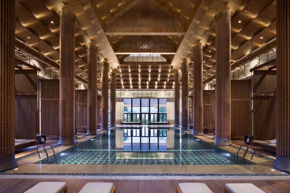 Park Hyatt 15/50