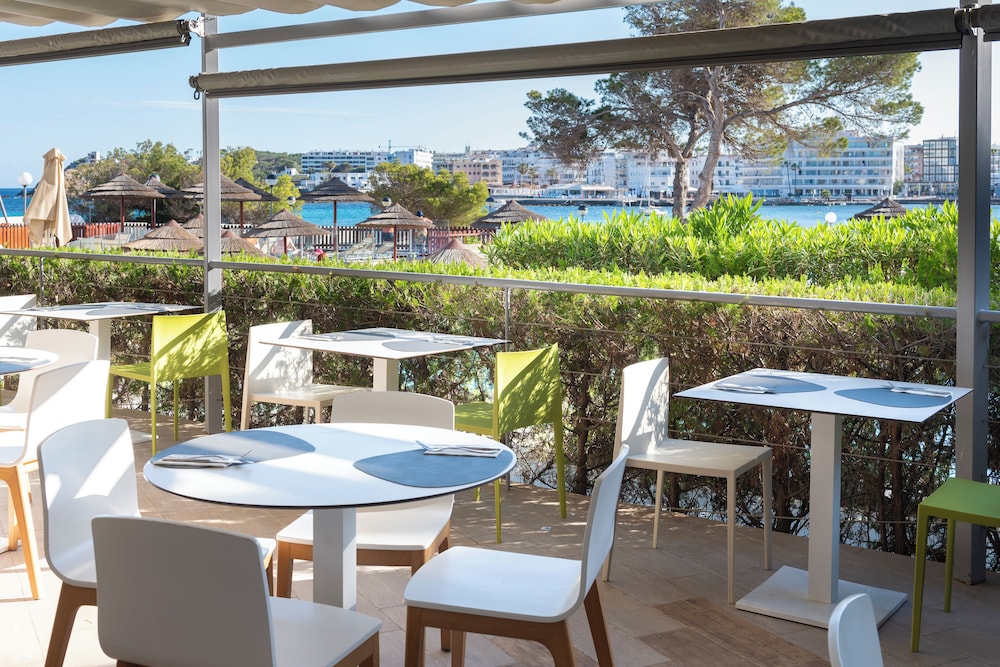 Leonardo Royal Ibiza Santa Eulalia 30/50