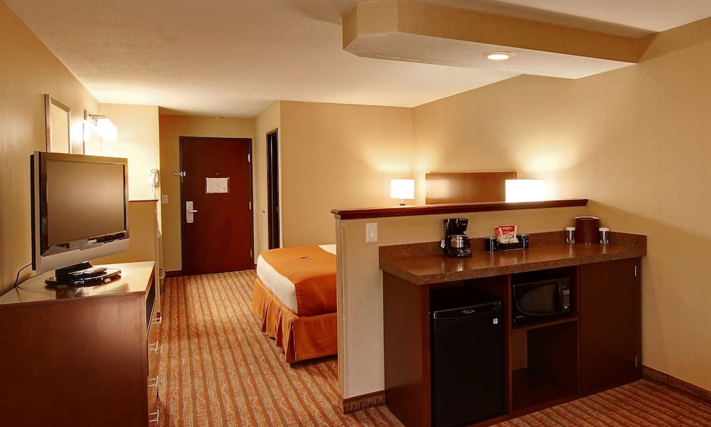 Phoenix Inn Suites - Albany 27/31