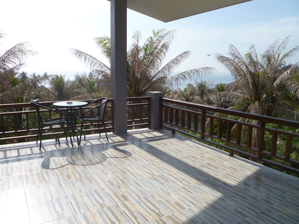 SUN MOON STAR RESORT 38/48
