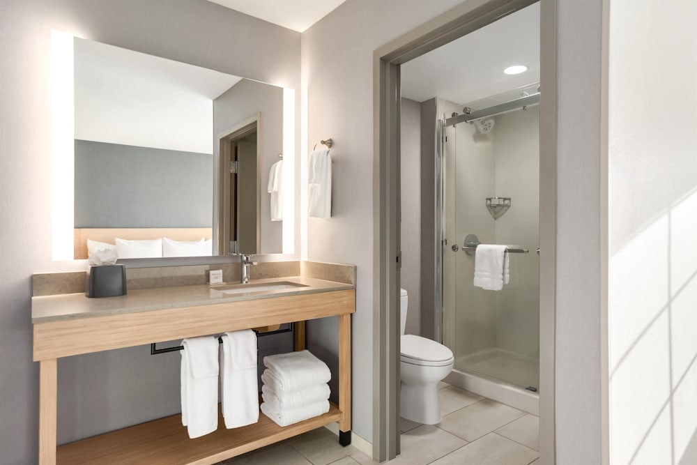 Hyatt Place Santa Fe 71/72