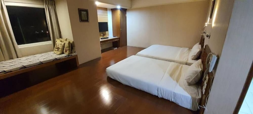 TAPENG BAY HOLIDAY HOTEL 28/52