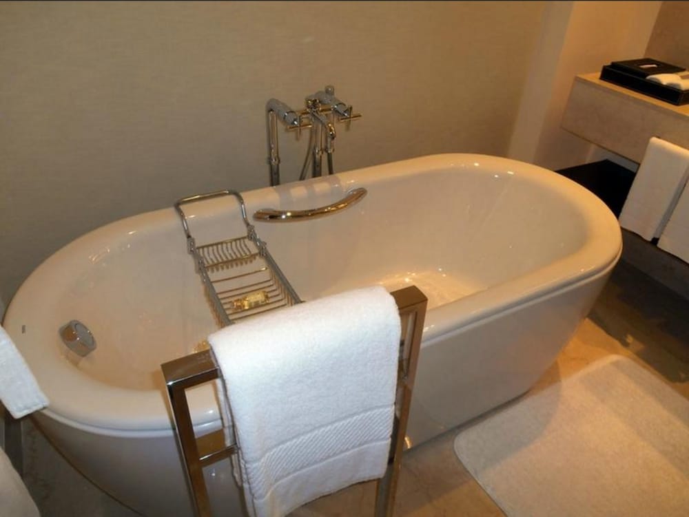Trident Hyderabad 26/54