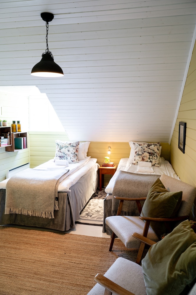 Fjaerland Fjordstove Hotell 14/63