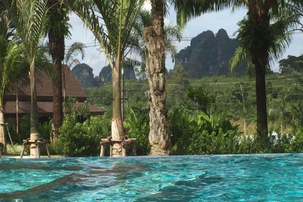 Palm Kiri Resort 16/45