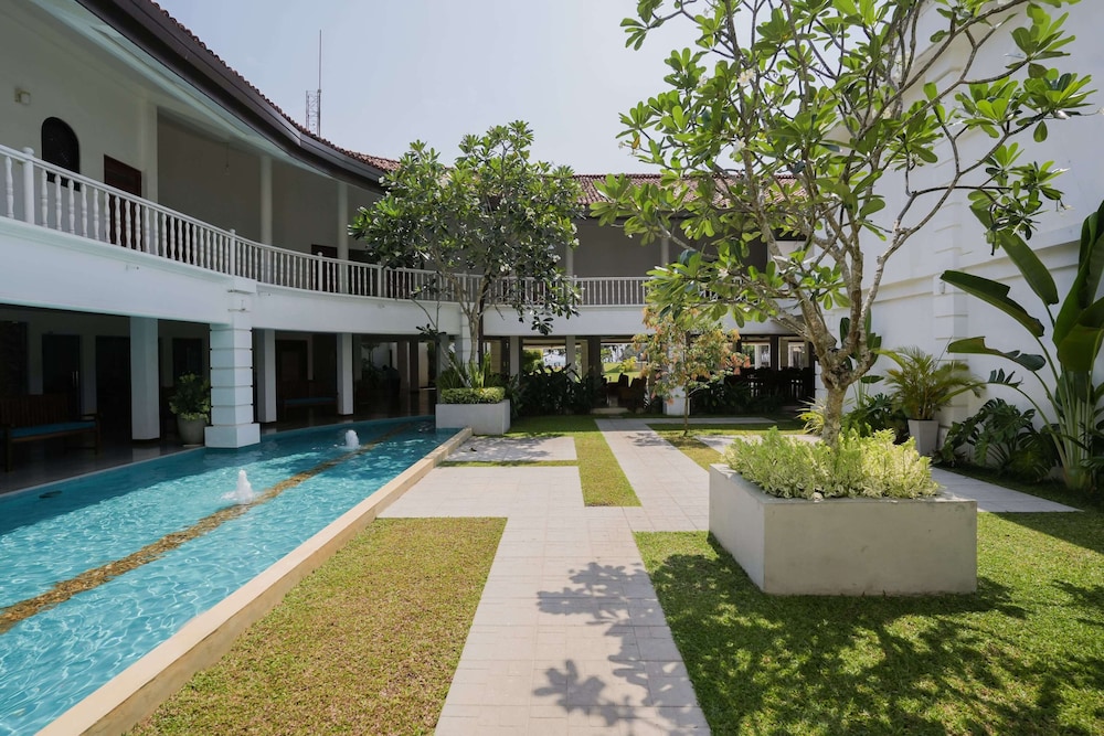 Hibiscus Beach Hotel Kalutara 46/50