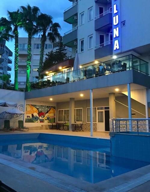 Hotel Luna 1/16