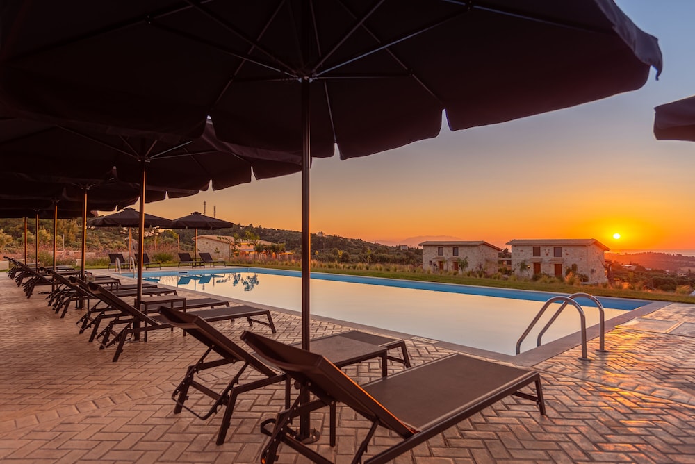 Mint Retreat Suites 29/42