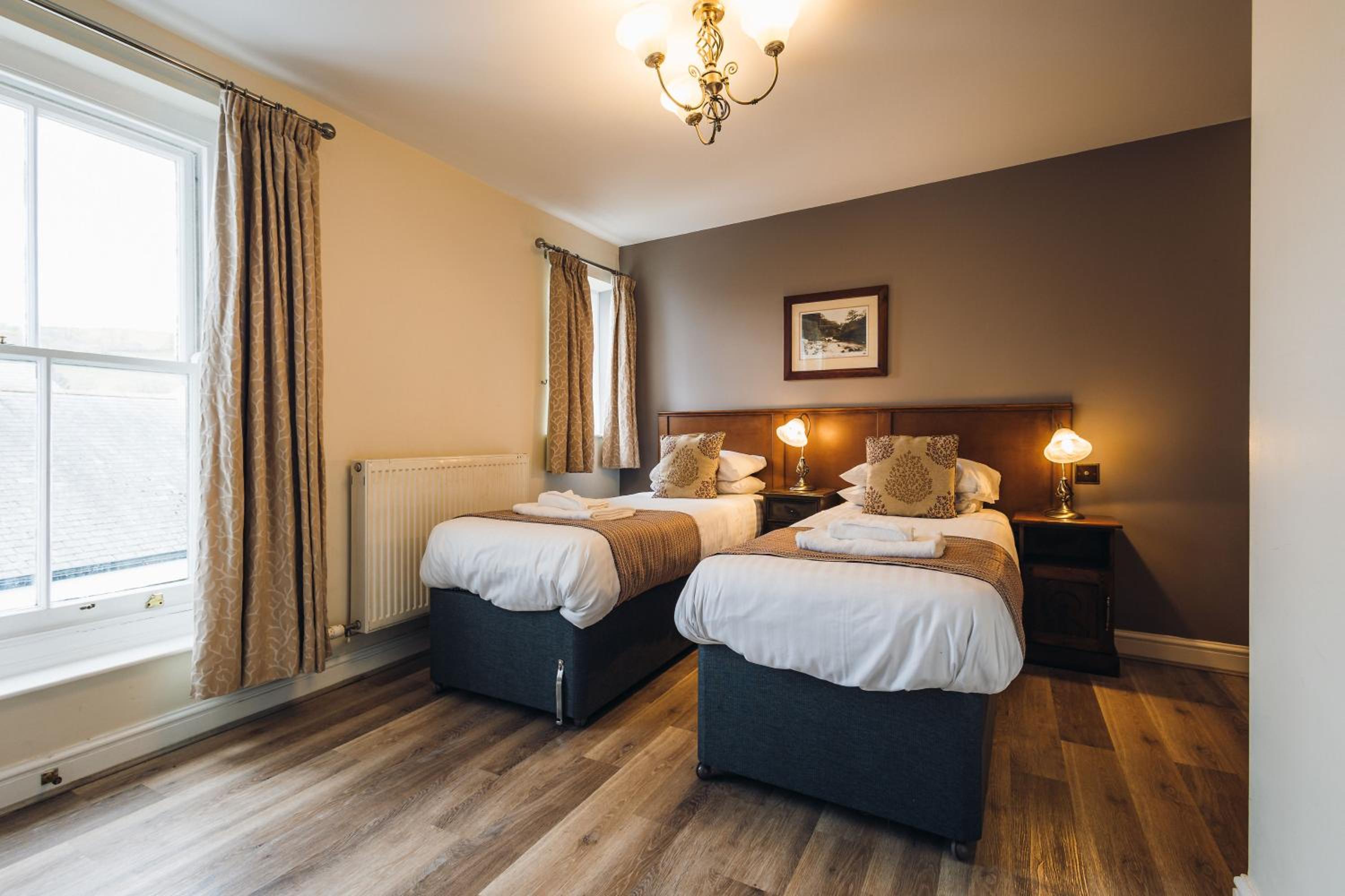Room, Twin Beds