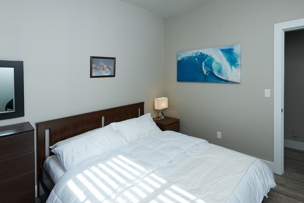 3 Bedrooms, Superior, Basement, Suite, 3 Queen Beds, Sofa