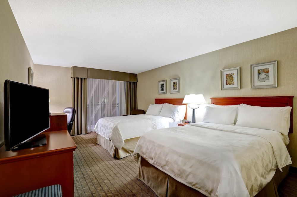 Holiday Inn Laval Montreal 17/80
