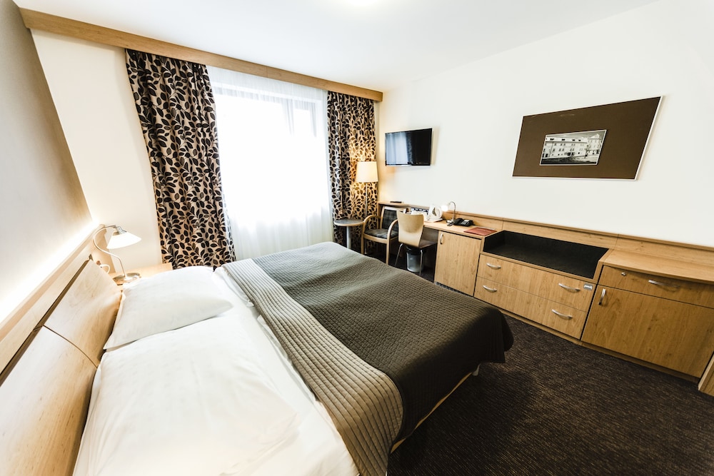 Archibald City Hotel 16/43