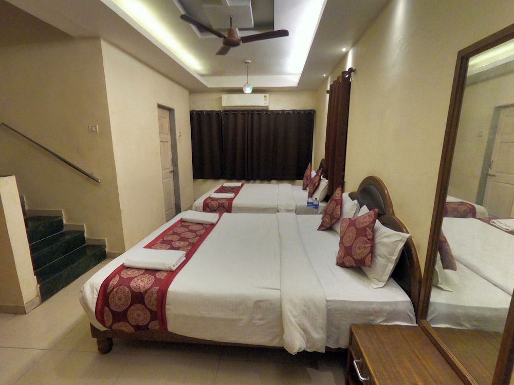 3 BEDROOMS, COTTAGE