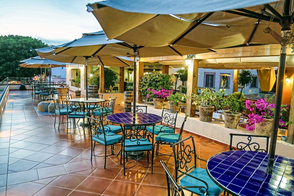 Hotel La Plaza de Tequisquiapan 49/59