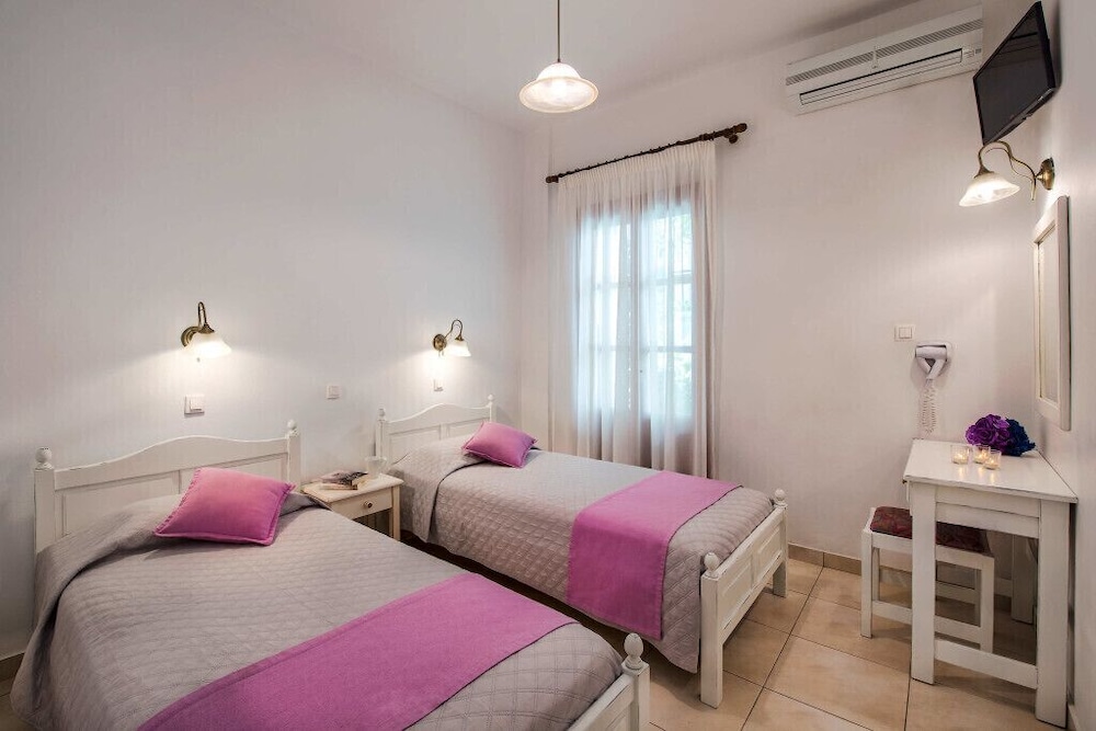 Pension Petros 32/48