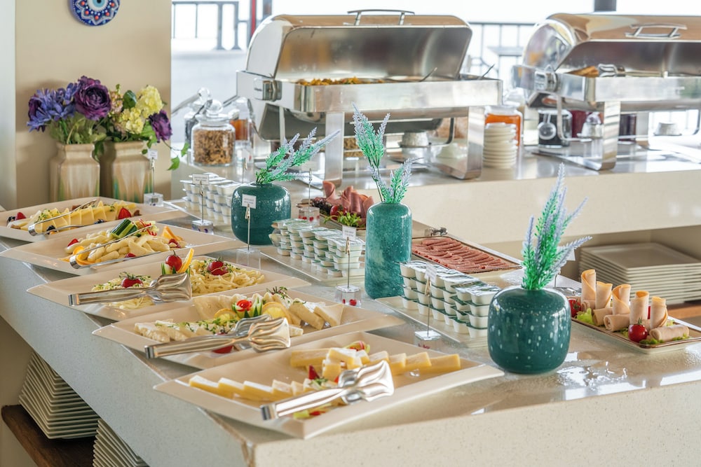 Med Inn Boutique Hotel 24/56