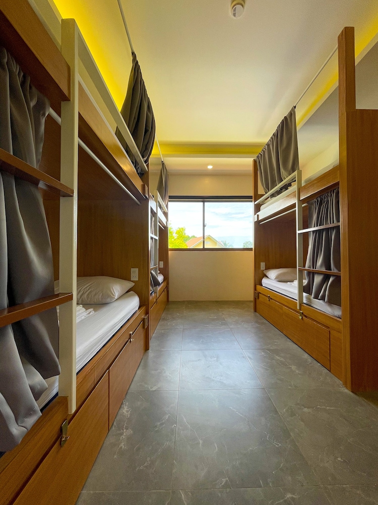 Red Picnic Hostel 11/35
