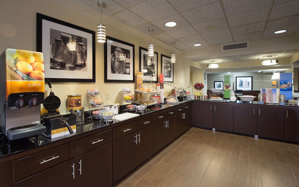 Hampton Inn Gainesville, GA 7/29
