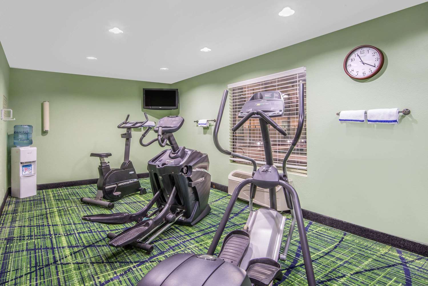 Days Inn by Wyndham Lubbock South 14/31