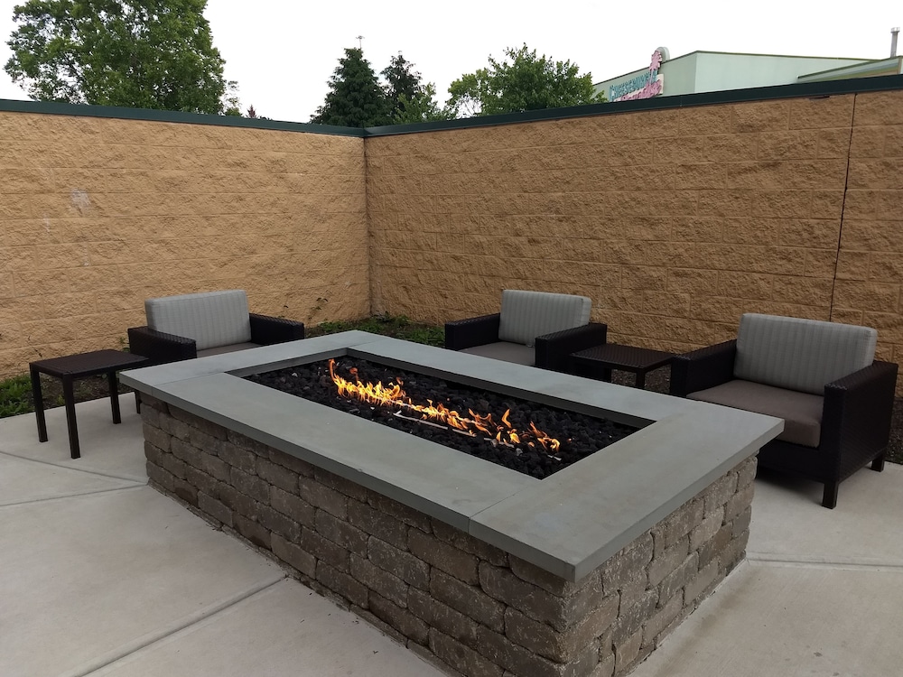 Courtyard by Marriott Indianapolis South 4/38