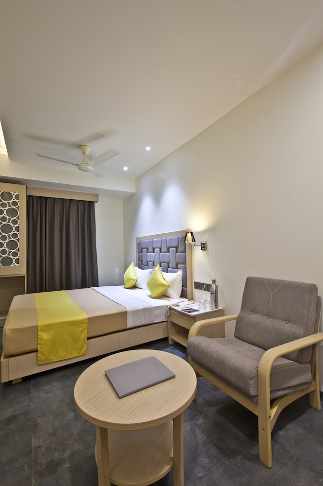 Hotel Sifat International 31/50