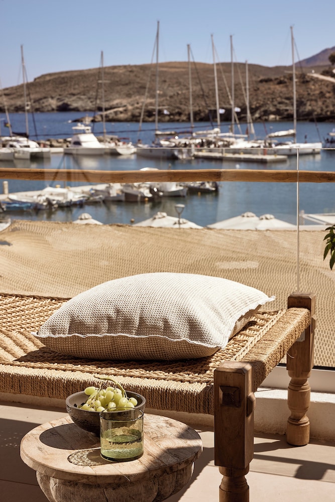 Kythnos Bay Hotel 38/50
