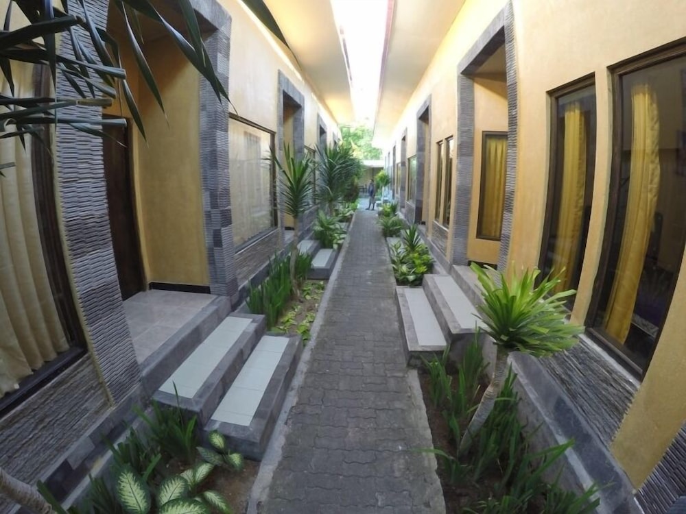 Vico Hotel (ex Cheap Hotel Nusa Dua) 36/41