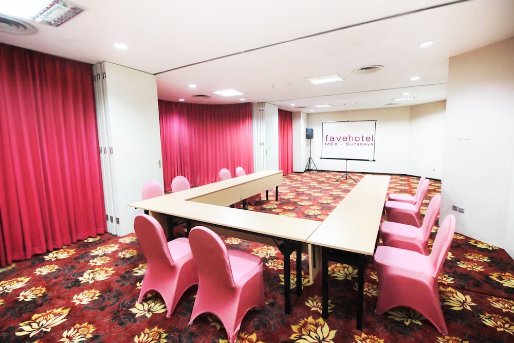 favehotel MEX Tunjungan Surabaya 26/32