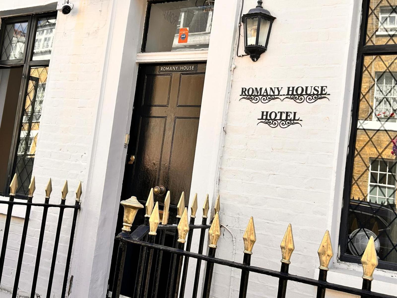 Romany House Hotel 2/20