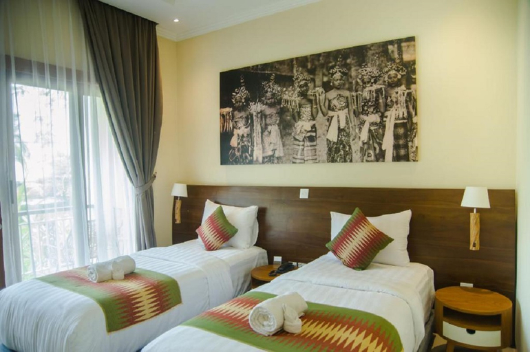 Akatara Hotel 3/11
