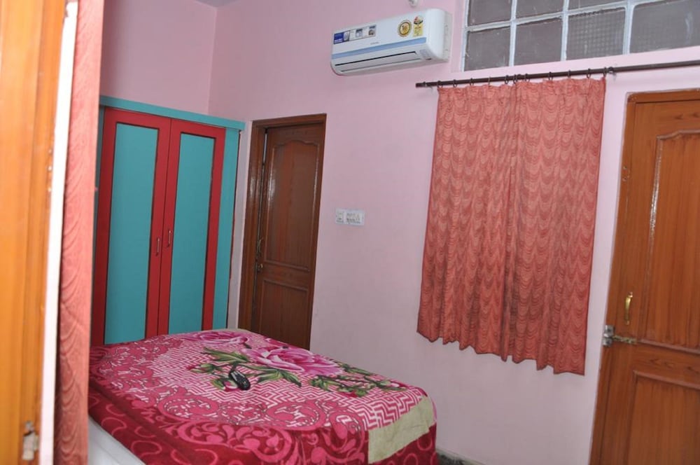 Kanak Guest House 10/17