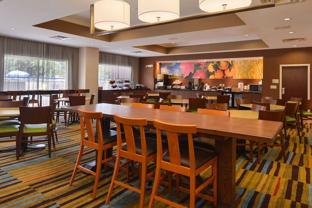 Fairfield Inn By Marriott Orlando Airport 32/47
