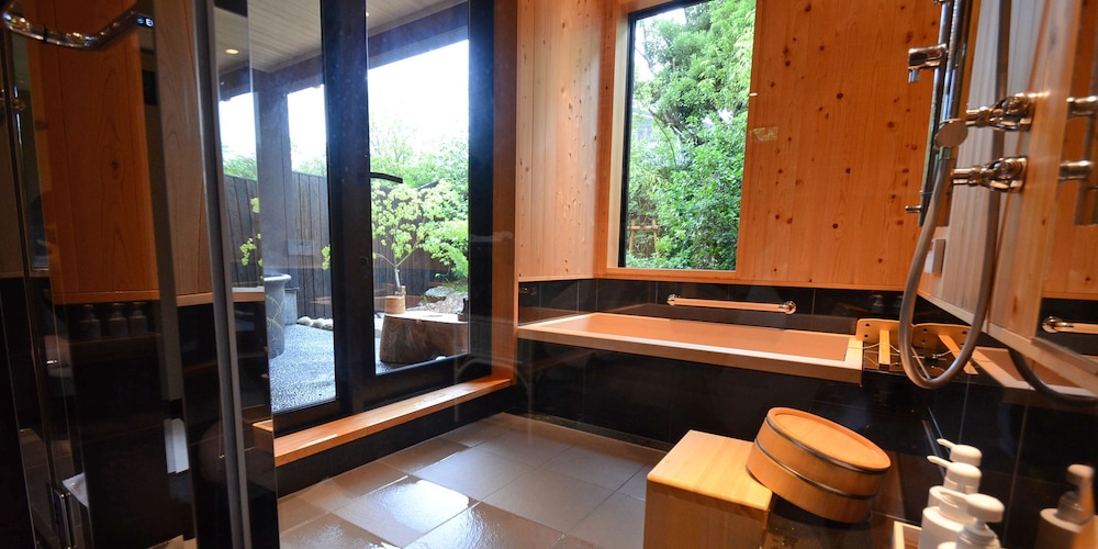 Auberge Yusura 50/50