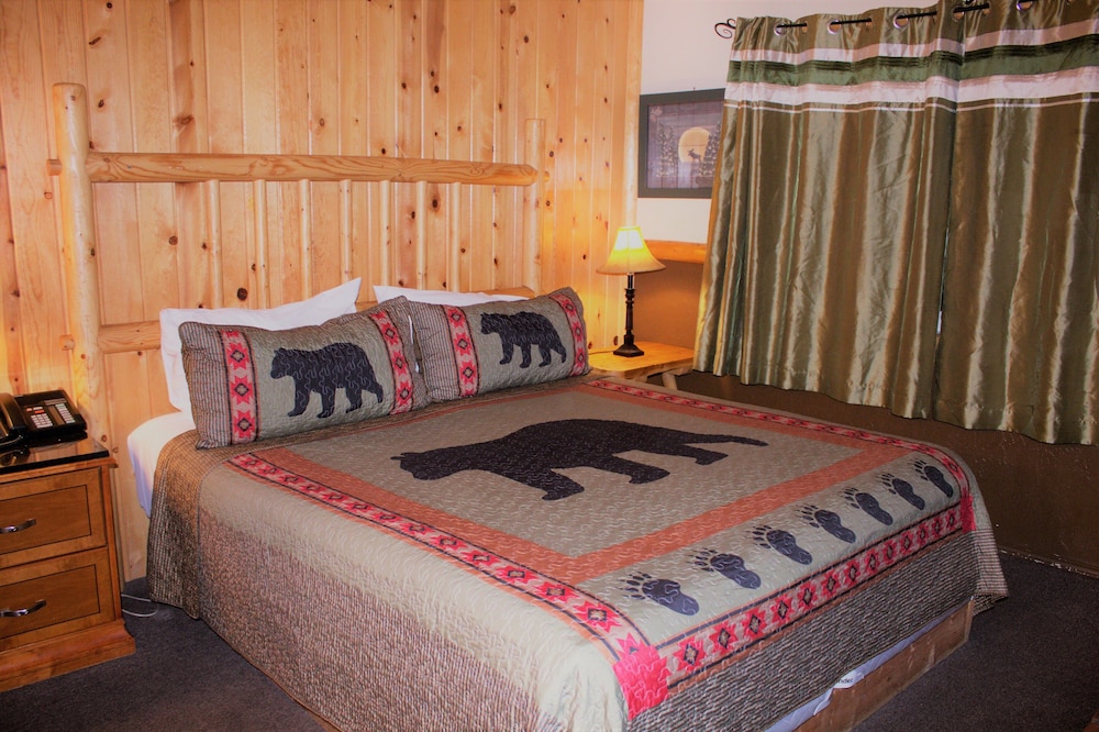 Fireside Lodge 22/50