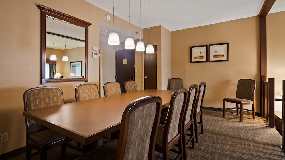 Best Western Plus Lamplighter Inn And Conference Centre 39/44